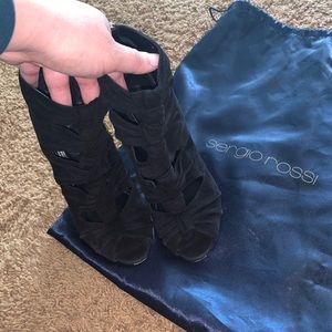 Beautiful Black Heels